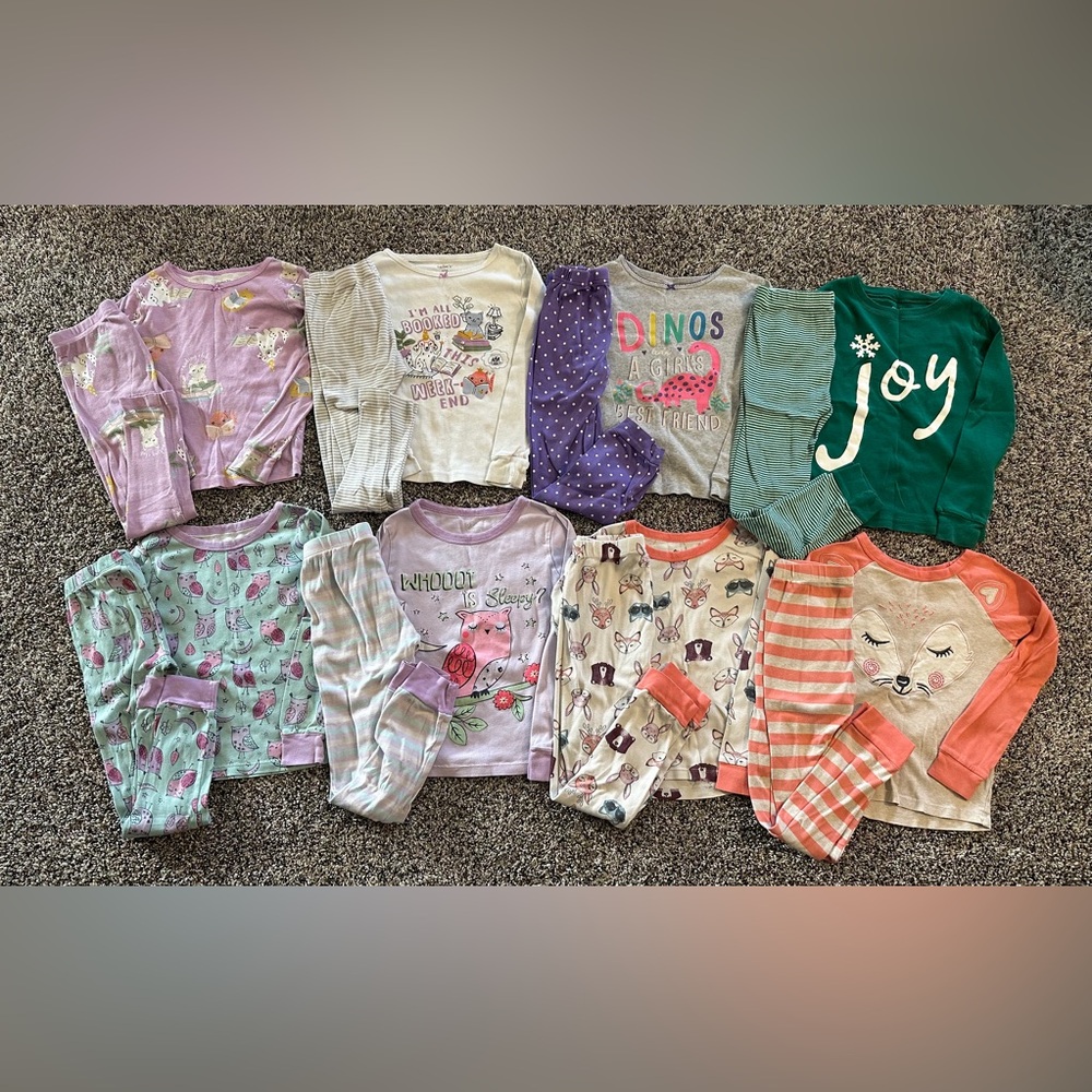 Girl’s Winter Pajama Lot
